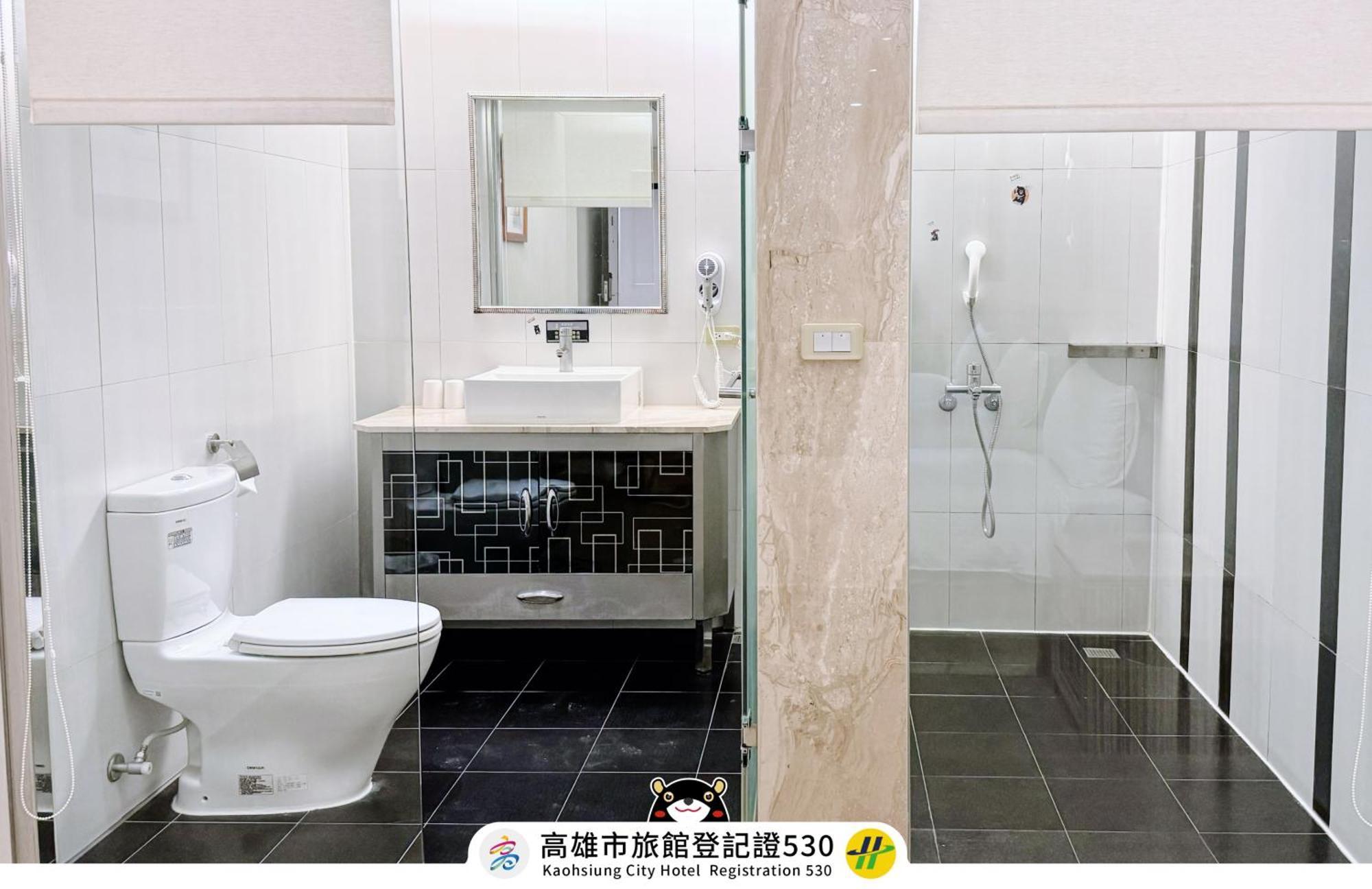 友愛京賞國際大飯店 Yoai Jing Shang Hotel Kaohsiung Eksteriør billede