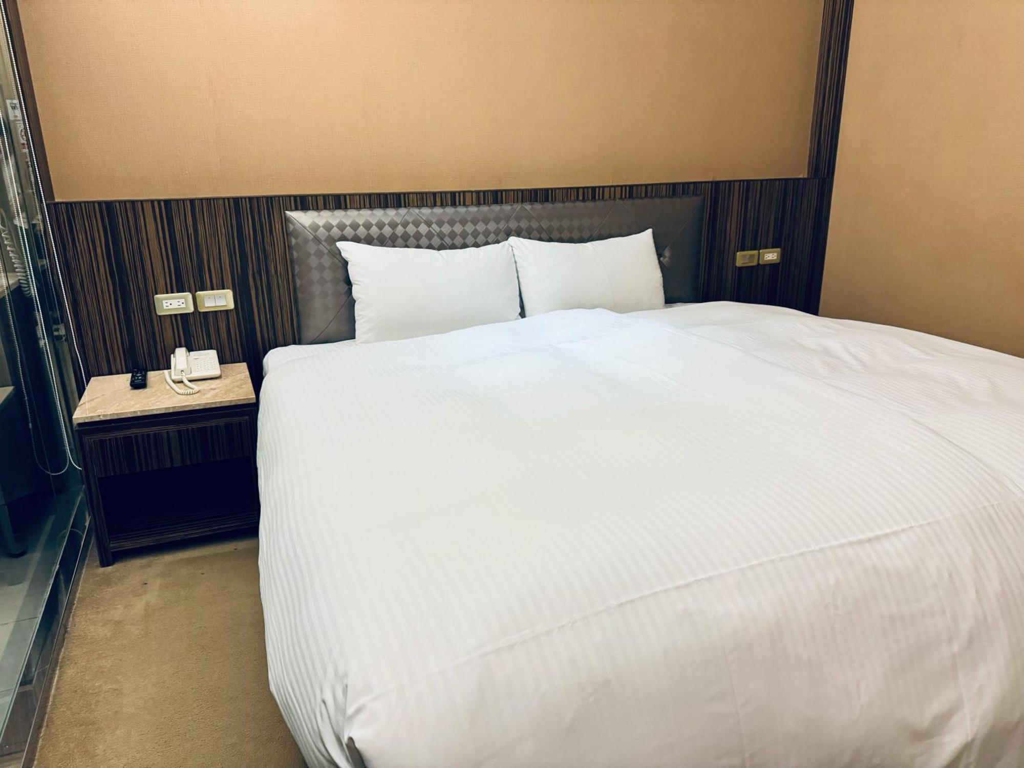 友愛京賞國際大飯店 Yoai Jing Shang Hotel Kaohsiung Eksteriør billede